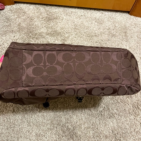 Used Coach purse - Picture 5 of 5